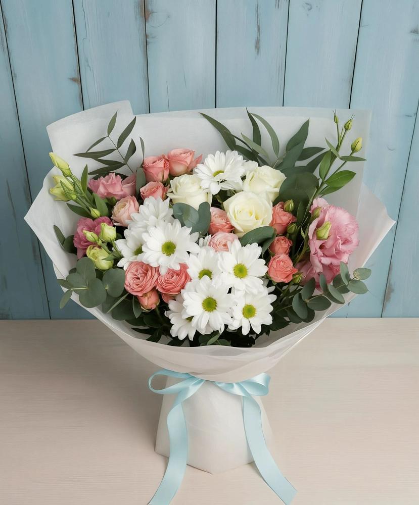 Букет цветов из: Розы, Лизиантусы и Хризантемы в Ростошах