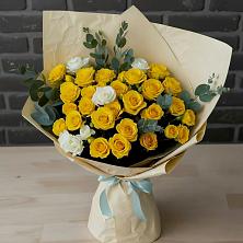 Букет цветов из:  Розы в Ростошах