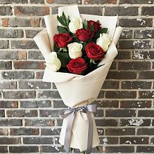 Букет цветов из:  Розы в Ростошах