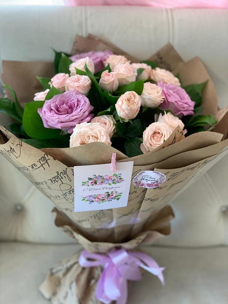 Букет цветов из: Розы в Ростошах