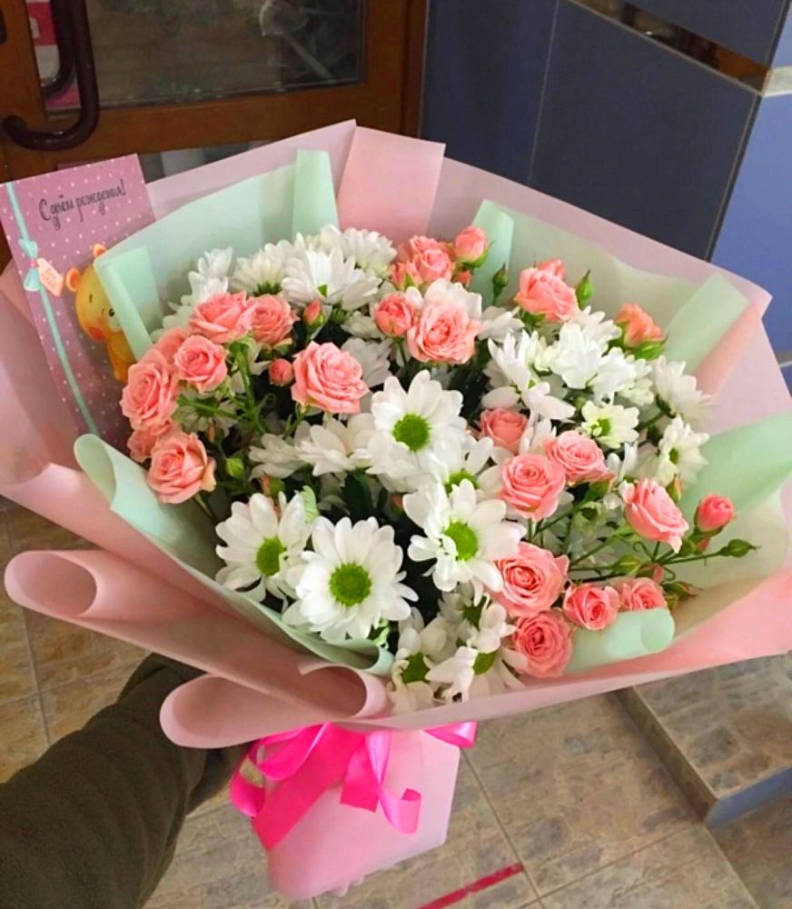 Букет цветов из: Розы и Хризантемы в Ростошах