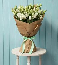 Букет цветов из:  Лизиантусы в Ростошах