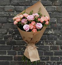 Букет цветов из:  Розы в Ростошах