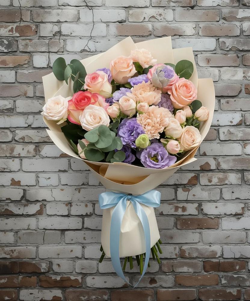 Букет цветов из: Розы, Лизиантусы и Гвоздики в Ростошах