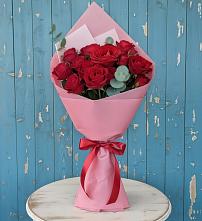 Букет цветов из:  Розы в Ростошах